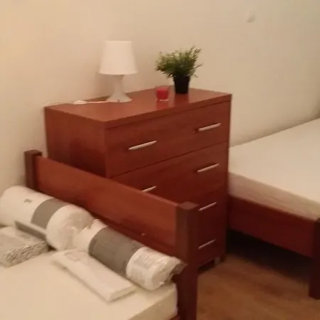 Apartament *